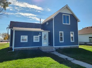 209 Willard Ave, Genoa, NE 68640