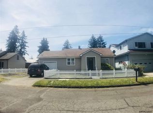 1885 Grape St, Sweet Home, OR 97386