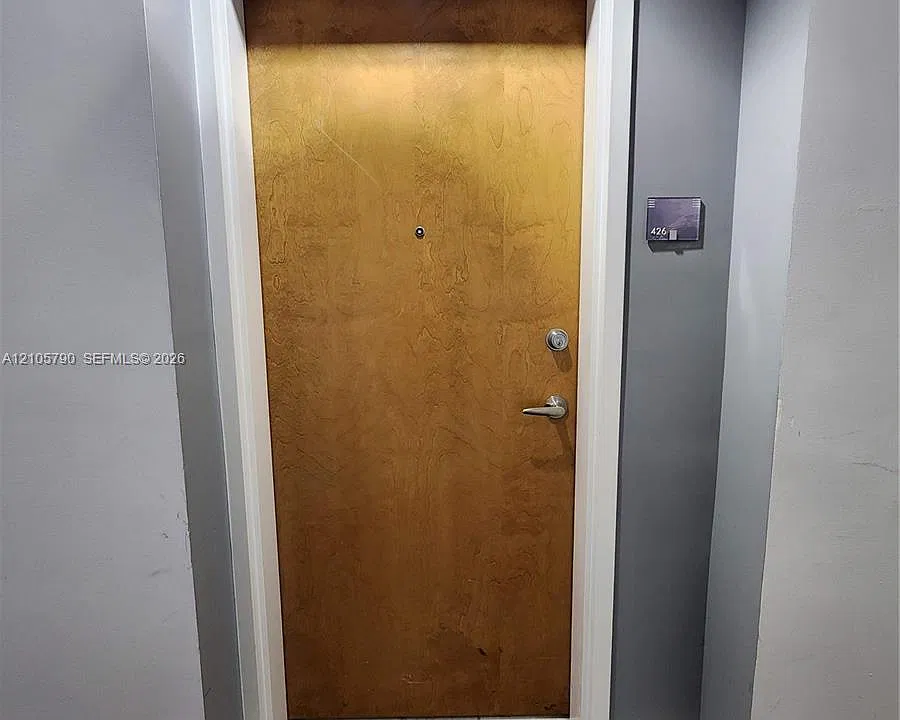 300 S Australian Ave #426