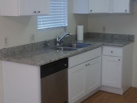 3rd image of 9510 Mayne St #B