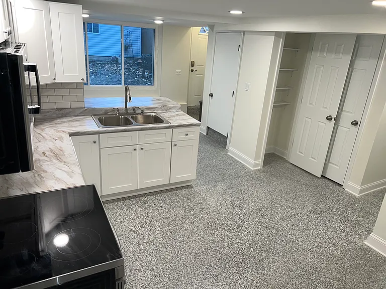 3339 W Berteau Ave #2 — Photo 10