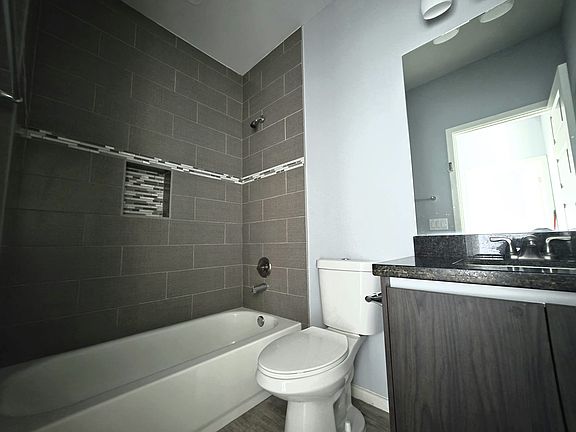 4th image of 1514 Quitaca Dr APT 2