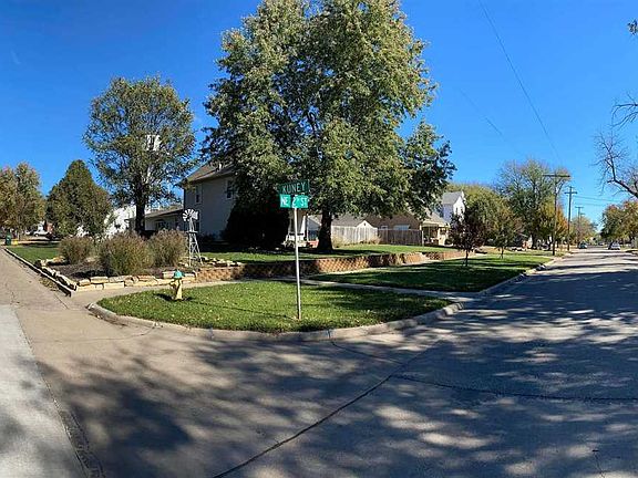 2nd image of 201 NE 12th St