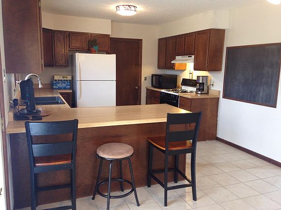 4th image of 3012 Toalson Ave