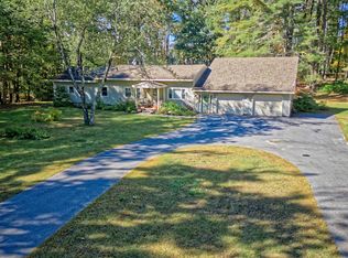 156 Edie Rd, Saratoga Springs, NY 12866