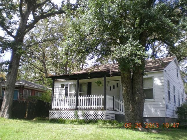 1st image of 3904 Golf Links Blvd