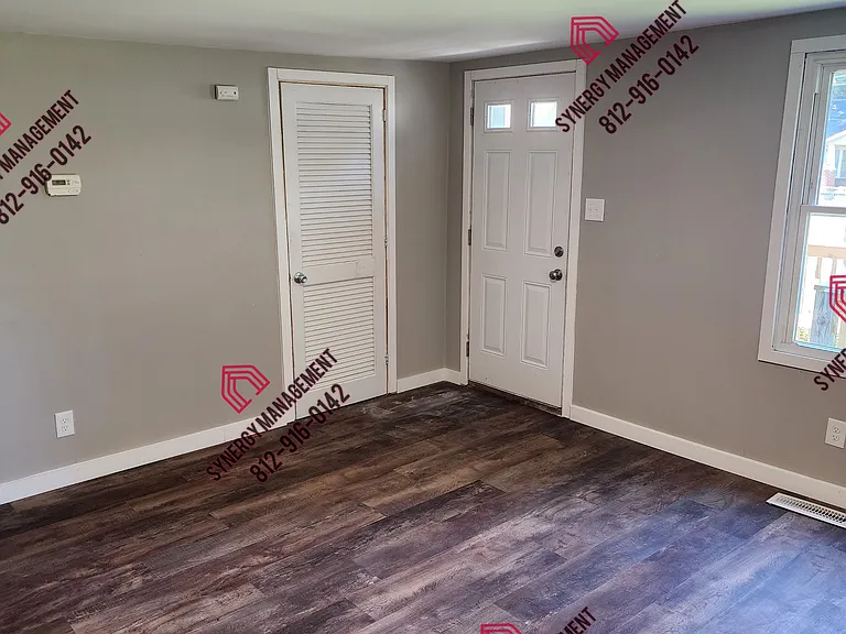 1010 Stewart Ave — Photo 5