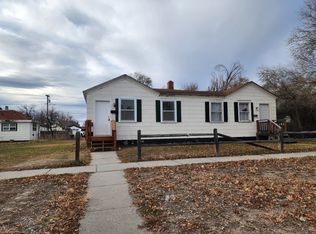 217 E Jefferson Ave, Riverton, WY 82501