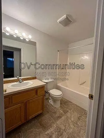 2521 NW Cedar Ave #2 — Photo 11