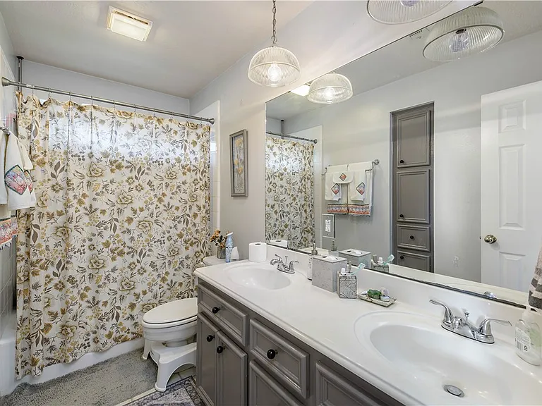 4605 Double Eagle Ct — Photo 15