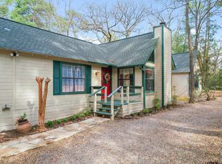 299 Lamplight Path, Holly Lake Ranch, TX 75765