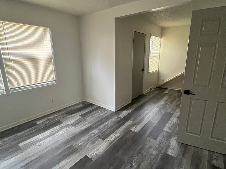 509 NW Hawthorne St — Photo 7