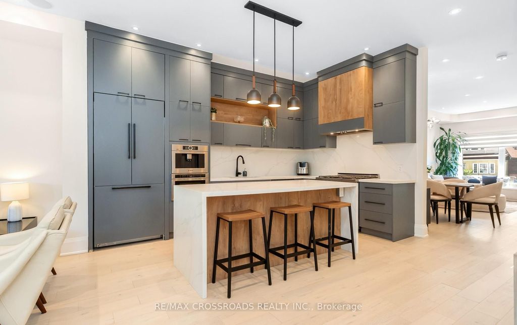 10 Hamstead Ave, Toronto, ON - More