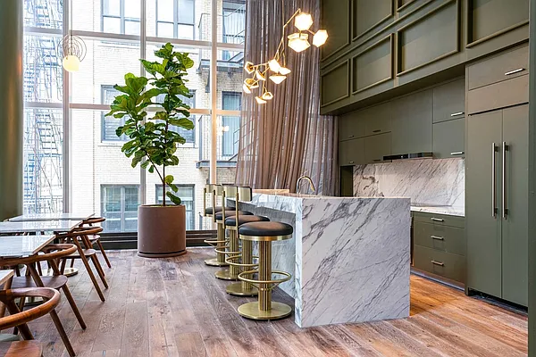 Rented by Greystar | media 15