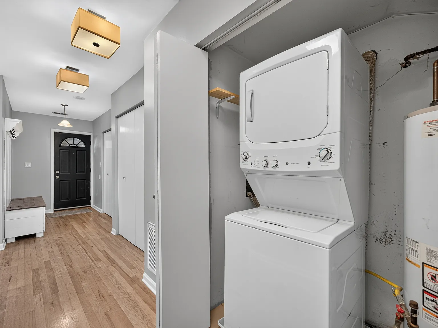 2 bed, 1000 sqft, $2,600 — Photo 4