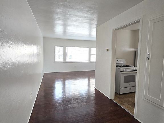 3rd image of 728 Emerald St #728