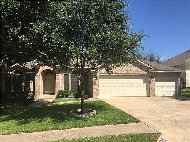 2nd image of 1023 Forest Bluff Trl