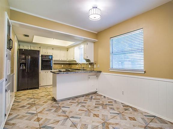 4th image of 6521 Lavano Dr