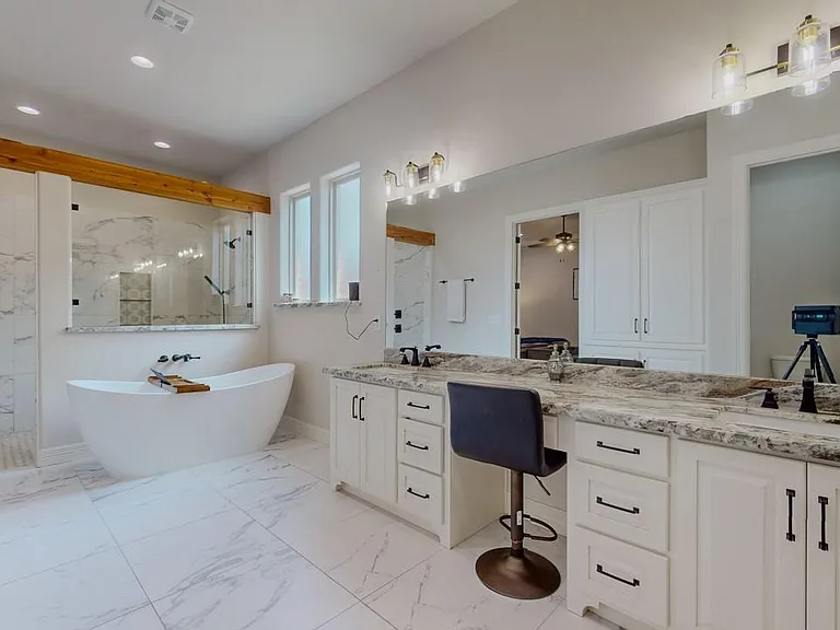 112 Pindo Palm Dr — Photo 27