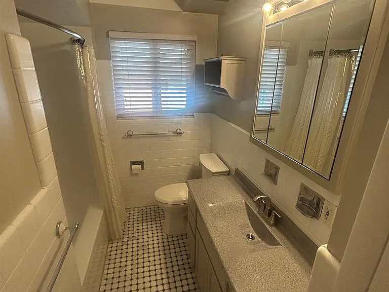 760 S Evergreen St — Photo 23