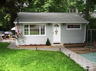 69 Sachem Rd, Lake Hopatcong, NJ 07849