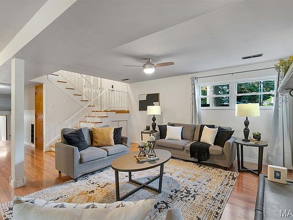 4th image of 4432 Mattis Rd