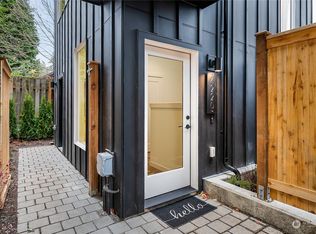 4220 Latona Ave NE, Seattle, WA