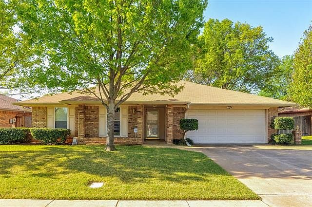 1st image of 106 Almond Ln