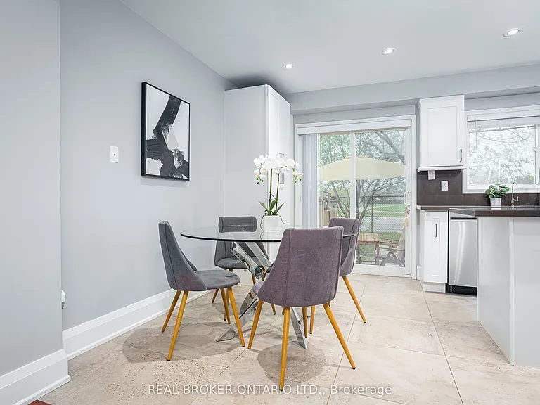 86 Joymar Dr #Townhouse 71 — Photo 8