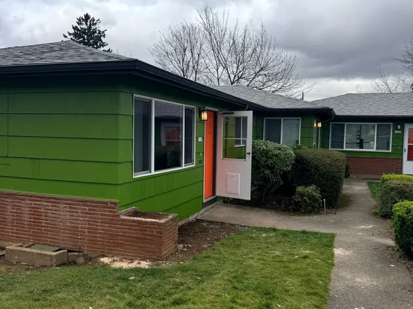 9145 NE Glisan St, Portland, OR 97220