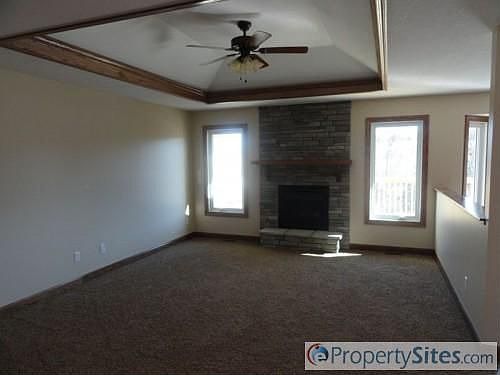 1st image of 113 Firethorn Ln