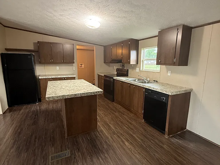 6704 Andrew Ct — Photo 11