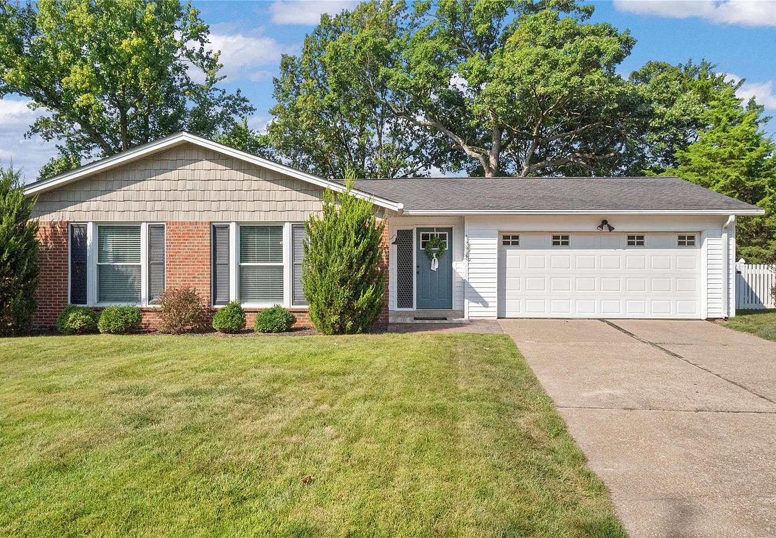 1375 Mirandy Dr, Saint Louis, MO 63146 | Zillow