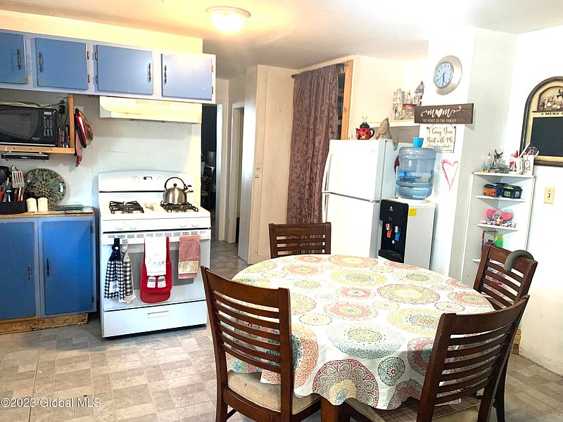 4th image of 1477 3rd Street