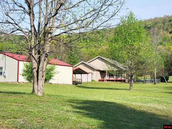 2824 Mc 8052, Yellville, AR 72687