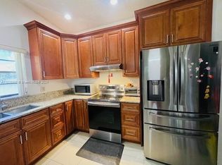 1004 SW 49th Ave, Margate, FL 33068