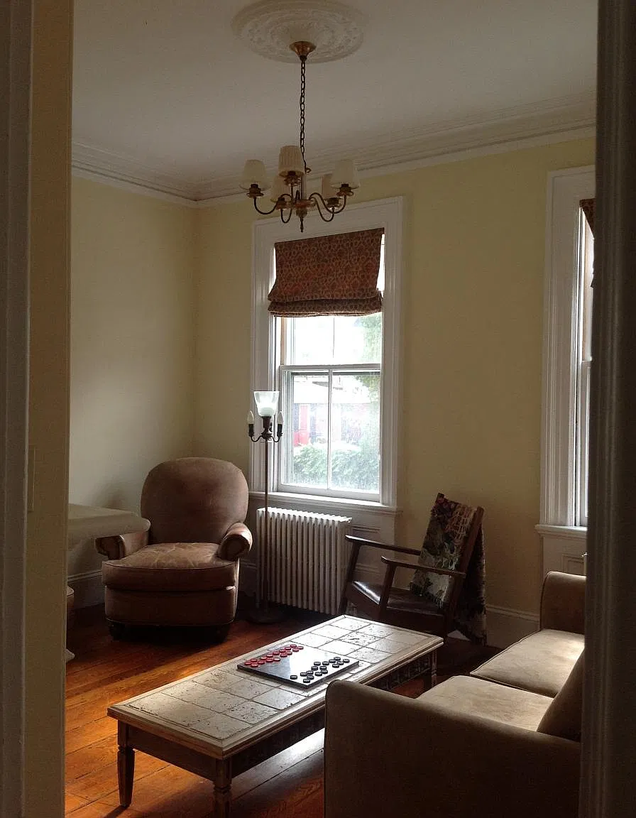 2 bed, 840 sqft, $2,300 — Photo 3