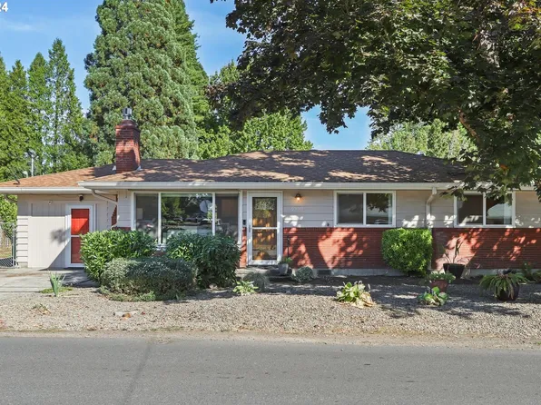 9220 SW Washington Dr, Portland, OR 97223