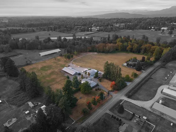 6035 Bradner Rd, Abbotsford, BC V4X 2C7