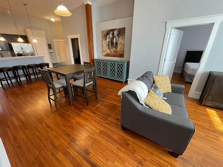 SH073-Farmers Market Condos — Photo 4