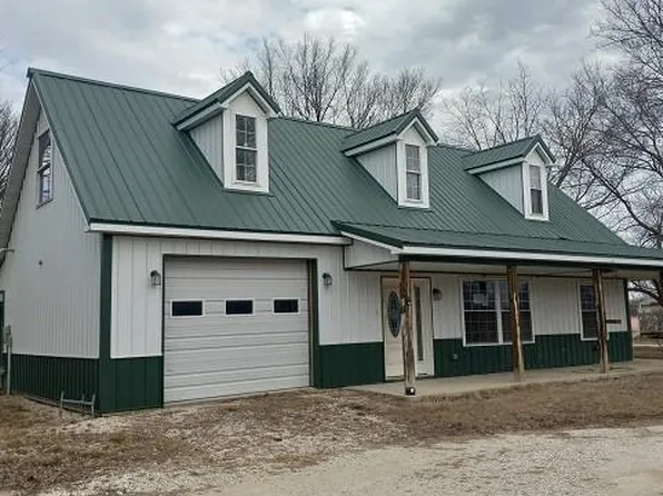 610 S McKinley Ave, La Harpe, KS 66751