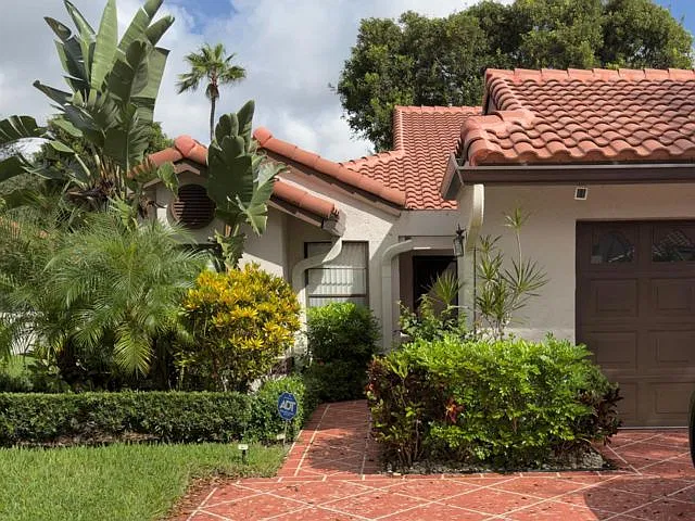 2 bed, 2.0 bath, $5,000 — Photo 2