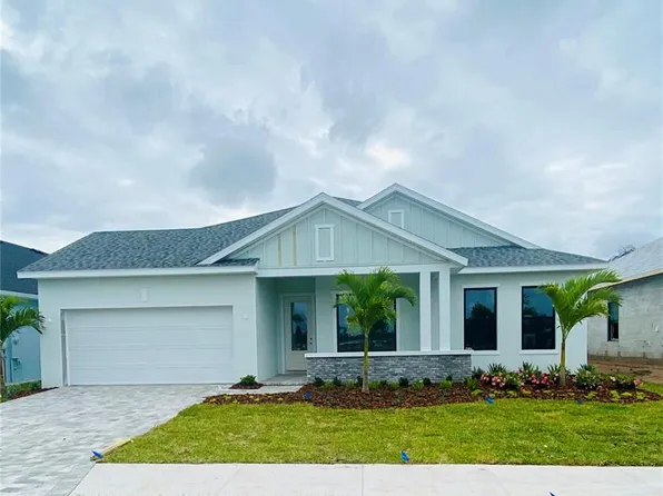 7253 Meadowshade Ct, Sarasota, FL 34241