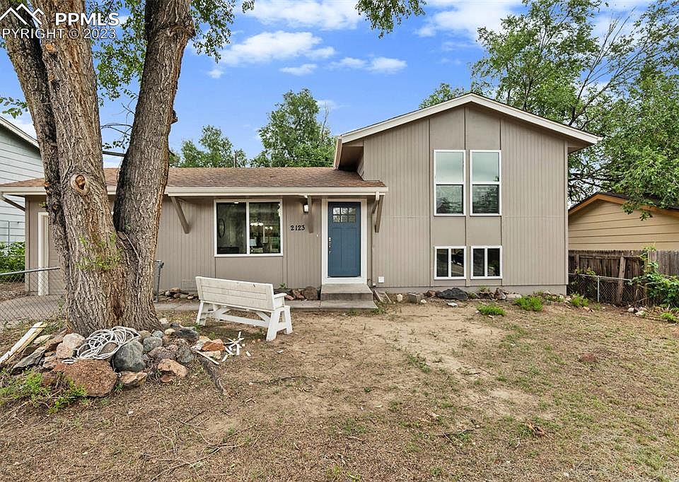 1st image of 2123 Fernwood Dr