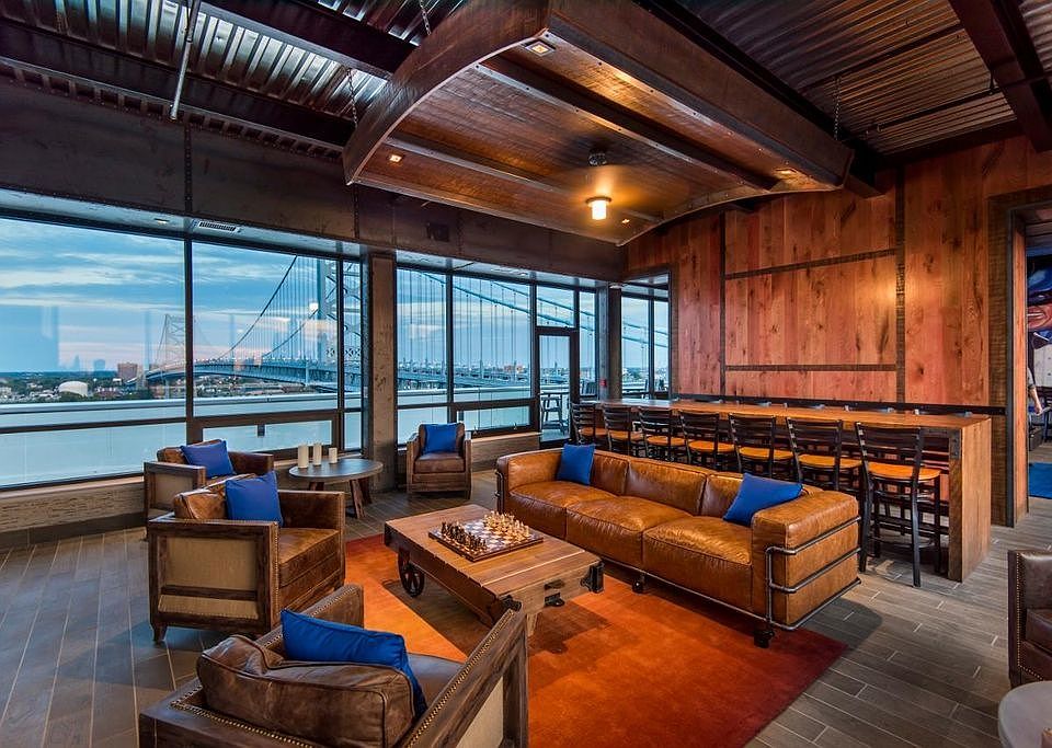 1st image of 50 Vine St #202