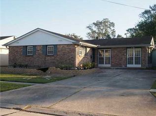 6024 Camphor St, Metairie, LA 70003