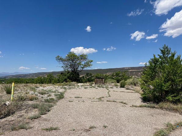 1378 State Road 68, Velarde, NM 87582