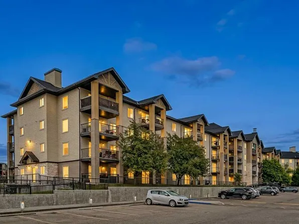 304 W Mackenzie Way SW #8223, Airdrie, AB T4B 3H6