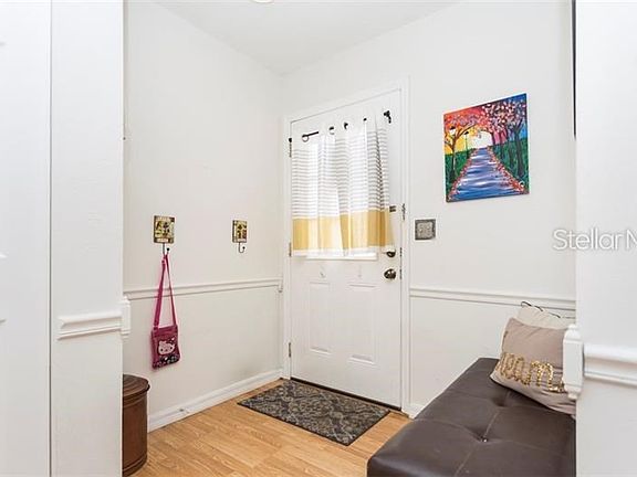 5th image of 16113 Dawnview Dr
