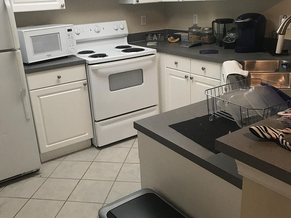 2nd image of 5080 Fairways Cir APT 308